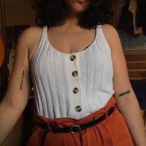 Meet your Posher, Laura